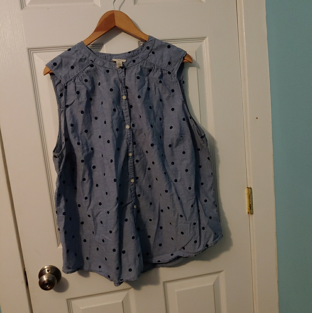 St John's Bay Sleeveless Button-down Blouse
